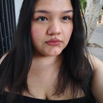 Niñera en Mendoza: María