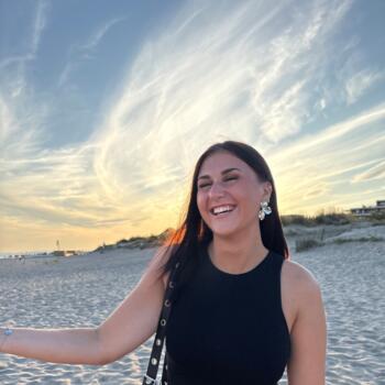 Babysitter Valence: Eva