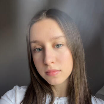 Babysitter in Félines: Laura