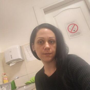 Babysitter in Novi Sad: Neda