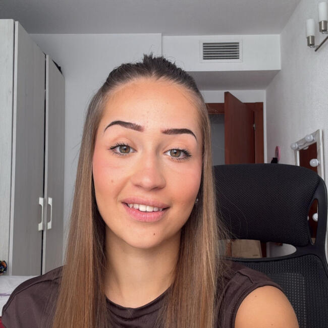 Nanny in Pinto: Valeria
