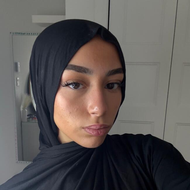 Baby-sitter in Québec: Assia