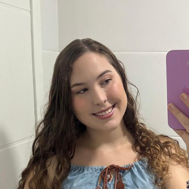 Babysitter in Florianópolis: Leonarda