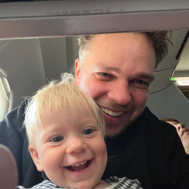 Praca dla opiekunki do dziecka w Warszawa: Tomasz