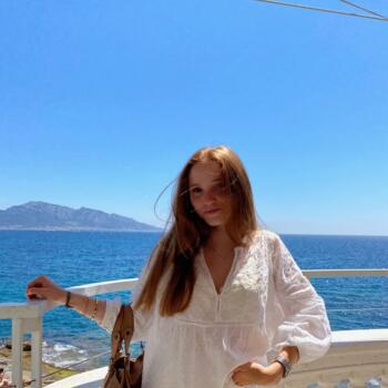 Babysitter in London: Lola