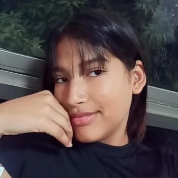 Babysitter in Santiago de Cali: Isabella