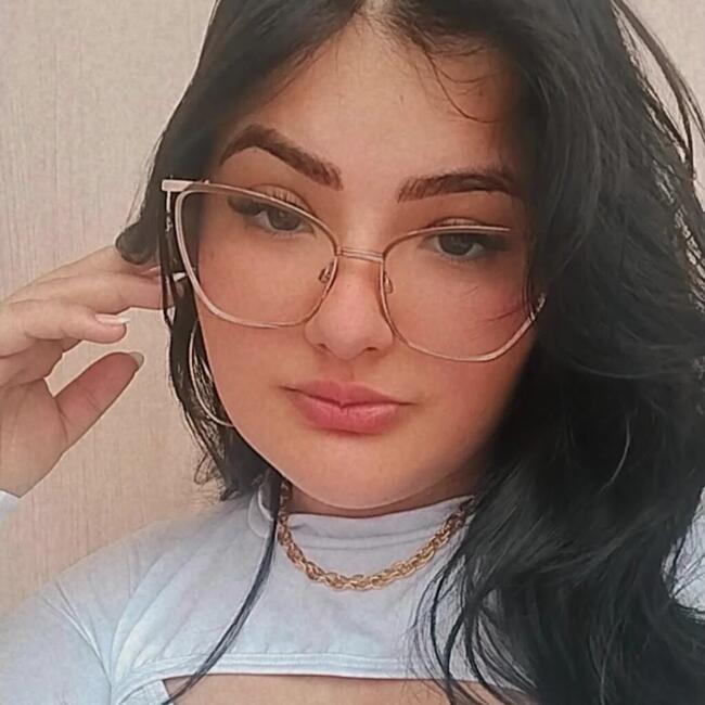 Babysitter in Atibaia: Gabriela