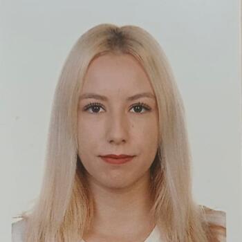 Babysitter in Toledo: Ainhoa