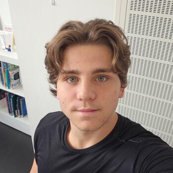 Babysitter in Marignane: Corentin