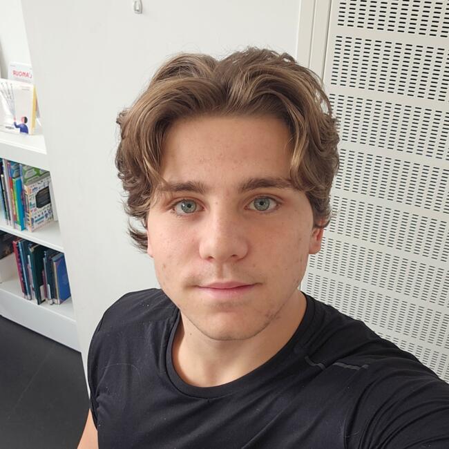 Babysitter in Marignane: Corentin