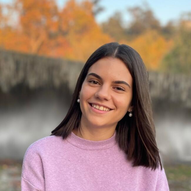 Babysitter em Coimbra: Cindy