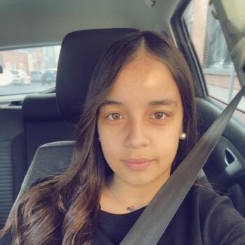 Babysitter in Tourcoing: Lylia