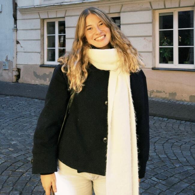 Babysitter in Lisbon: Ema