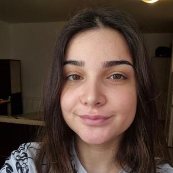 Bebisiterka Beograd: Konul