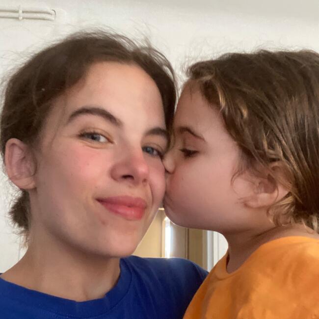 Babysitter in Périgueux: Emilie