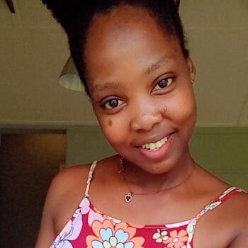 Babysitter in Estcourt: Bongeka