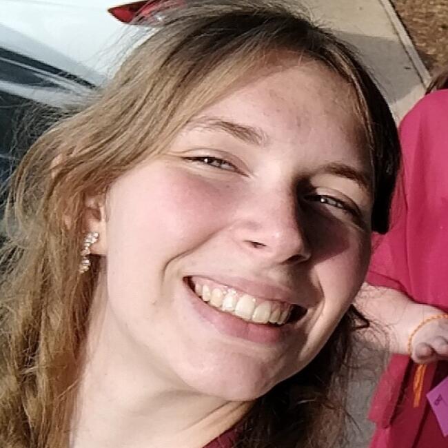 Nanny in Essômes-sur-Marne: Léa