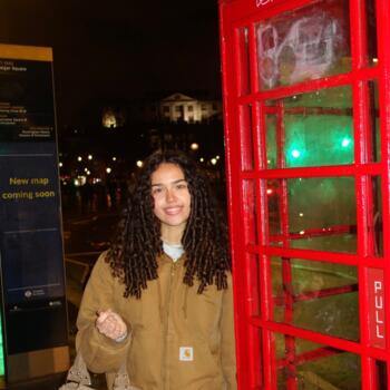 Babysitter in Suresnes: Louna