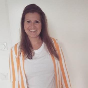 Babysitter in Hendrik-Ido-Ambacht: Angela