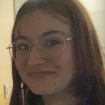 Babysitter in Rennes: Irina