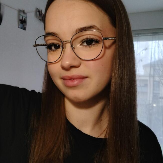 Babysitter in Saint-Cyr-sur-Loire: Johanne