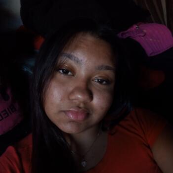 Babysitter in Camaçari: Gabriela