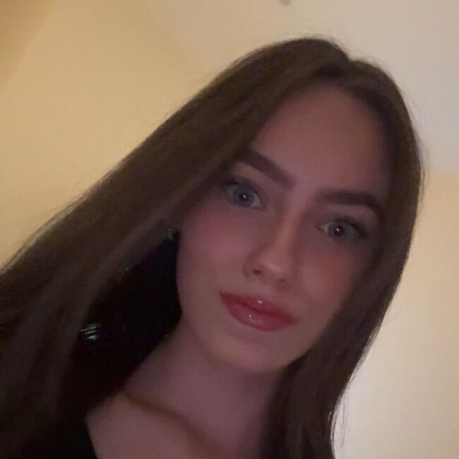 Babysitter in Glasgow: Brooke