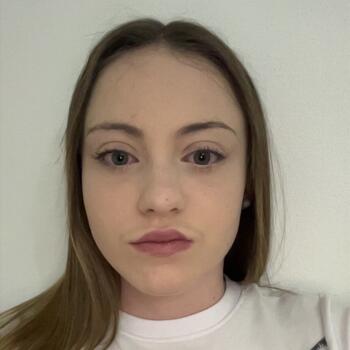 Babysitter in Le Havre: Sarah