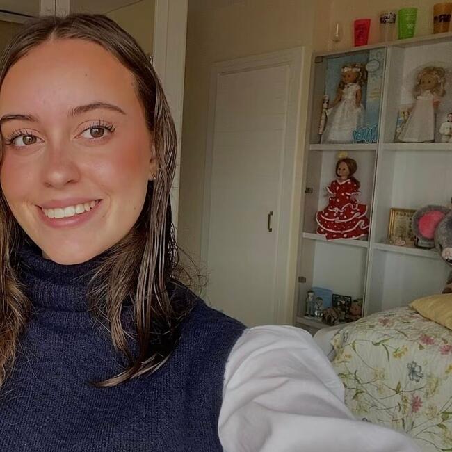 Babysitter in Seville: Maria Teresa