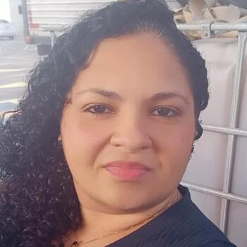 Babá em Joinville: Leciane patricia