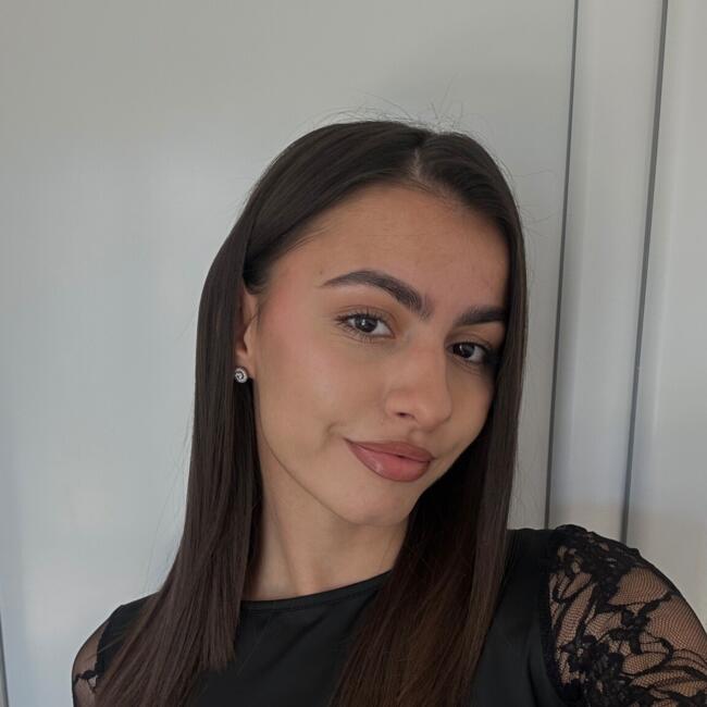 Babysitter in Niš: Jovana