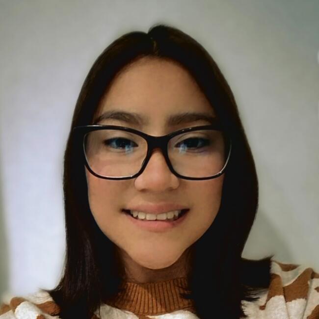 Babysitter in Genoa: Madison Eloisa