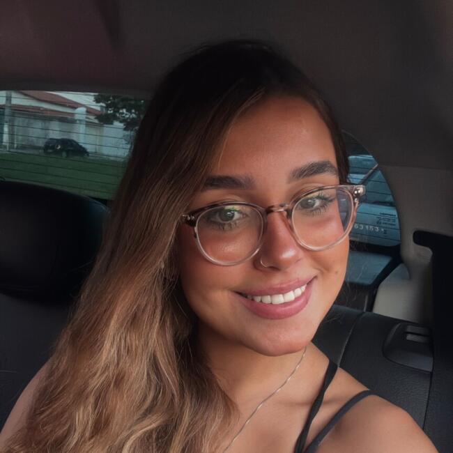 Babá em Vitória da Conquista: Luiza