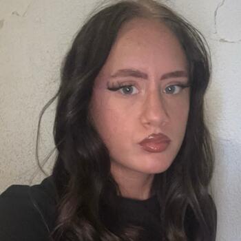 Babysitter Montreuil: Oceane