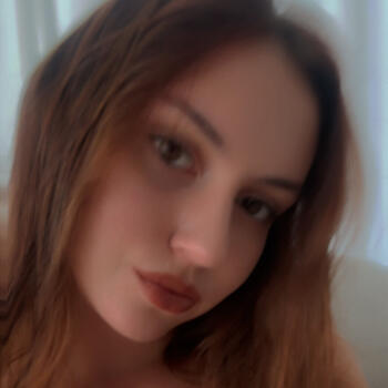 Babysitter in Auckland: Maria