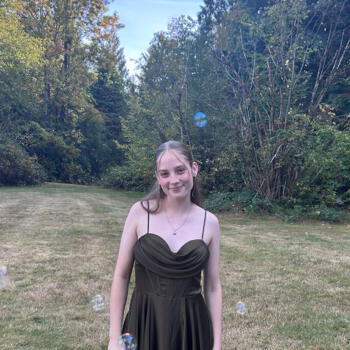 Babysitter in Port Moody: Zoé