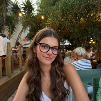 Babysitter in Rouillac: Maeva