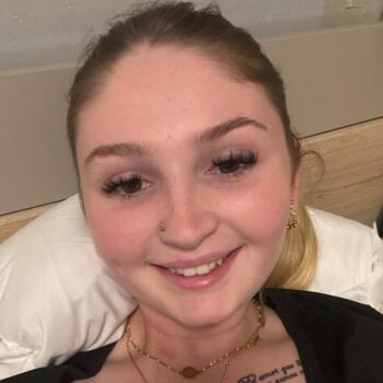 Babysitter in Barbezieux-Saint-Hilaire: Shana