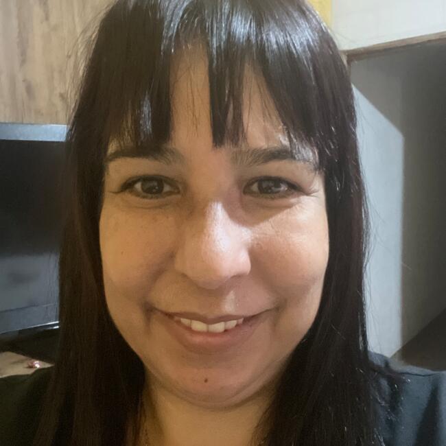 Babysitter in Uberlândia: Cláudia