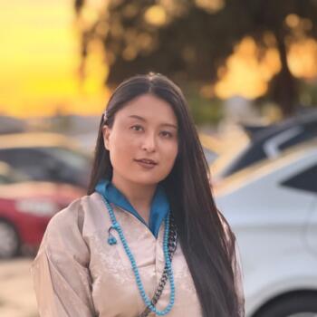 Babysitter Perth: Lhaki