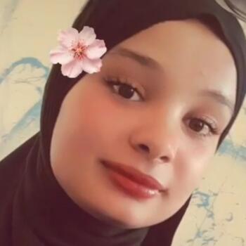 Babysitter in Doha: Kahina