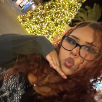 Babysitter Hemet: Angie