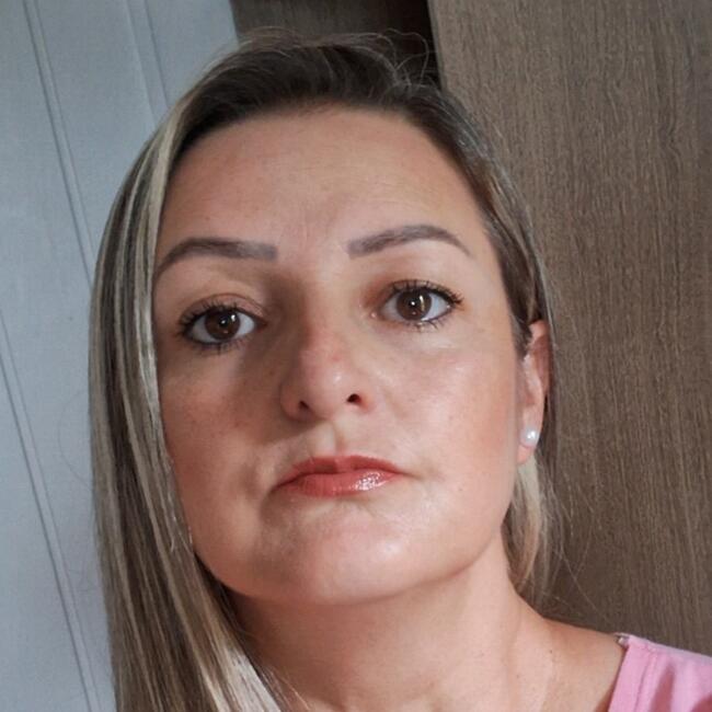 Babysitter in Caxias do Sul: Grasiele