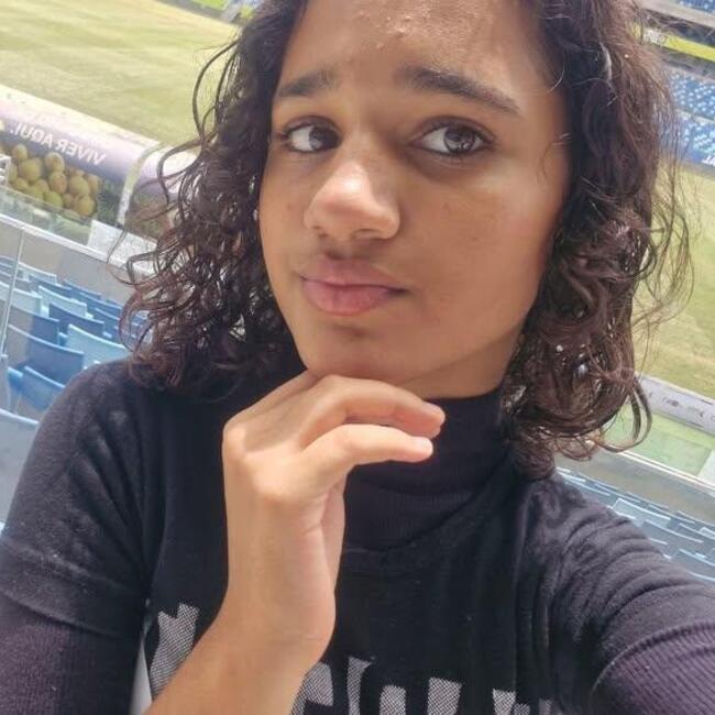 Babysitter in Cuiabá: Nicoly