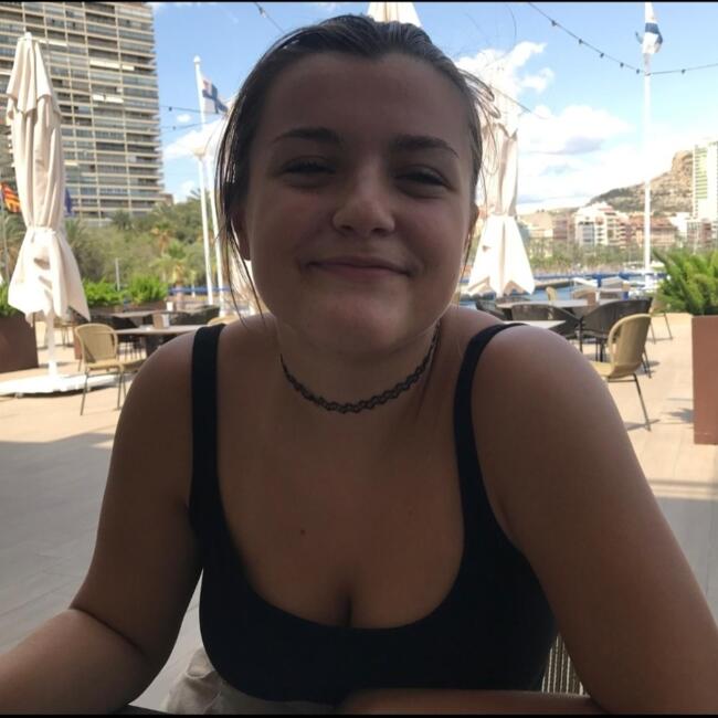 Babysitter in Madrid: Patricia