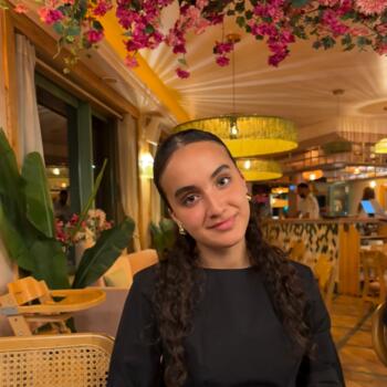 Babysitter in Les Pavillons-sous-Bois: Sofia