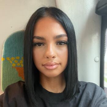 Babysitter in Issy-les-Moulineaux: Sabrina