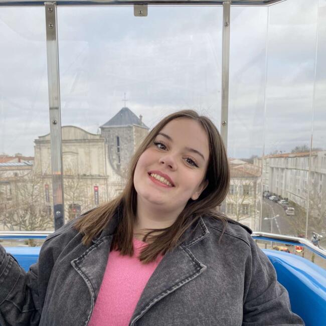 Babysitter in Poitiers: Margot