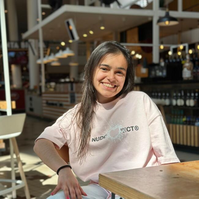 Babysitter in Matosinhos Municipality: Mariana