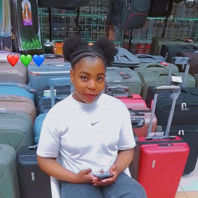 مربية أطفال في الرياض: Sharon